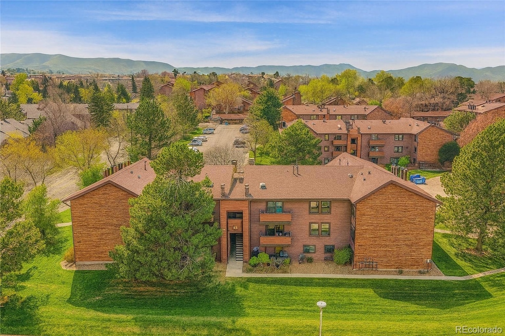 201 Wright St unit 102, Lakewood, CO 80228 - photo 1