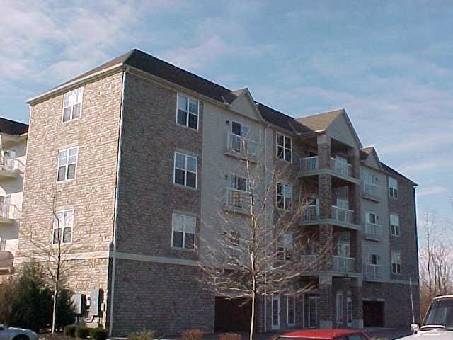 2245 Riverside 1