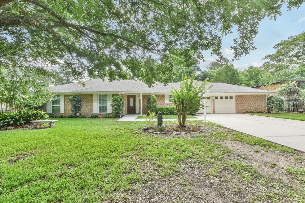 30802 Mckinney Dr, Tomball, TX 77375 - photo 1