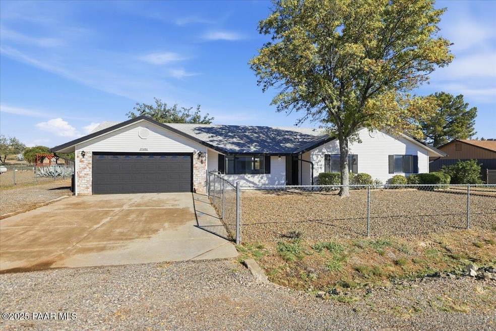 20286 E Prickly Pear Dr, Mayer, AZ 86333 - photo 1