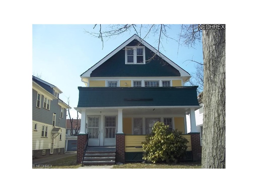 878 Helmsdale Rd, Cleveland, OH 44112 - photo 1