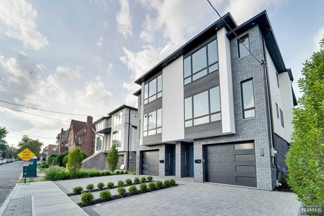 457 Oakdene Ave unit A, Cliffside Park, NJ 07010 - photo 1