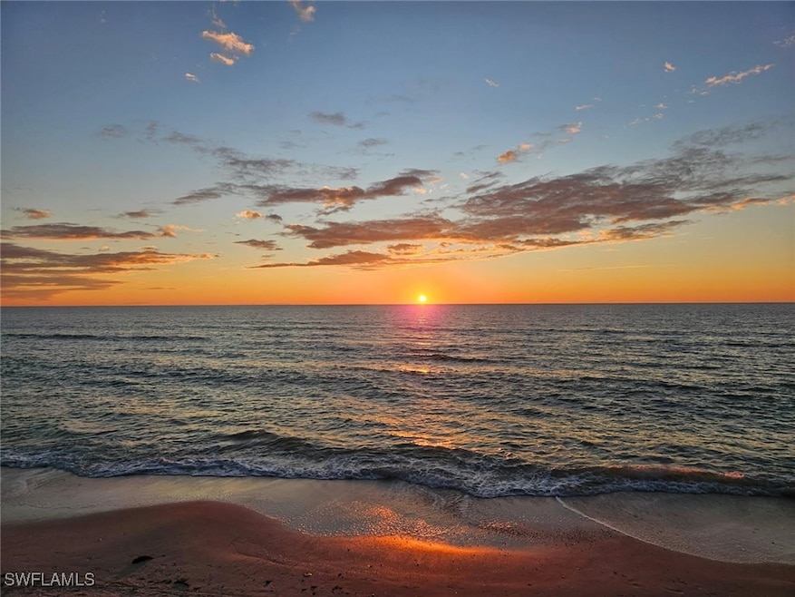 7905 Cocobay Dr unit 15, Naples, FL 34108 - photo 1