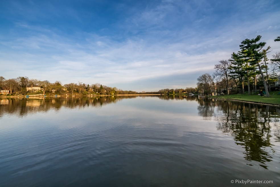 306 Locust St, Lake In the Hills, IL 60156 - photo 1