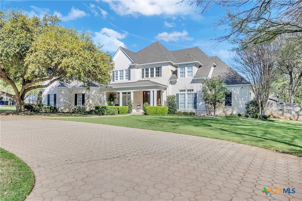 Under Contract $919,000