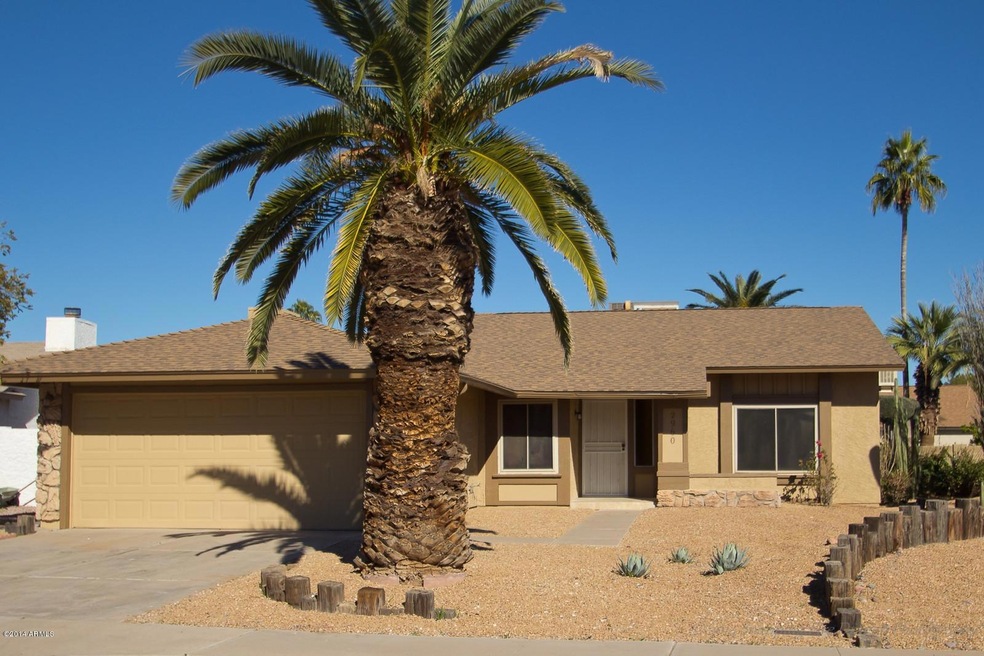 Front View on Cul de Sac Lot