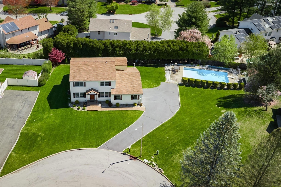 5 Cleary Ct, Garnerville, NY 10923 - photo 1