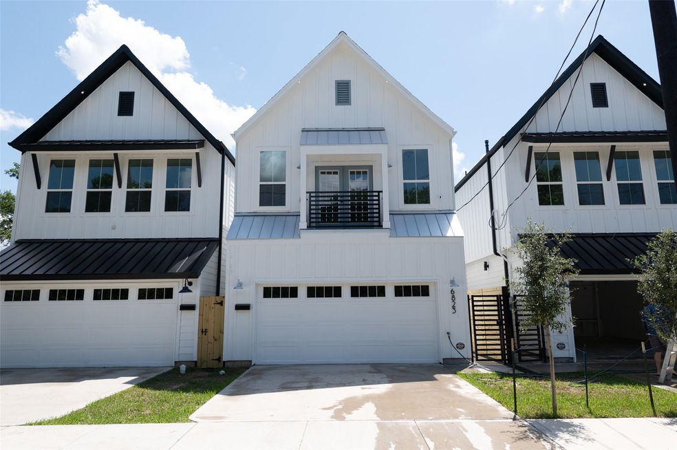 6822 Liverpool St, Houston, TX 77021 - photo 1
