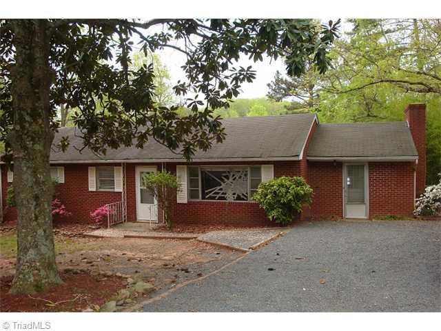 1505 Rolling Rd, Asheboro, NC 27205 - photo 1