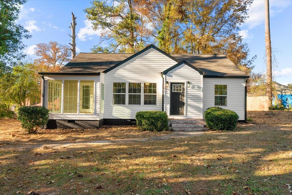 1407 Stacy Dr, Dalton, GA 30721 - photo 1