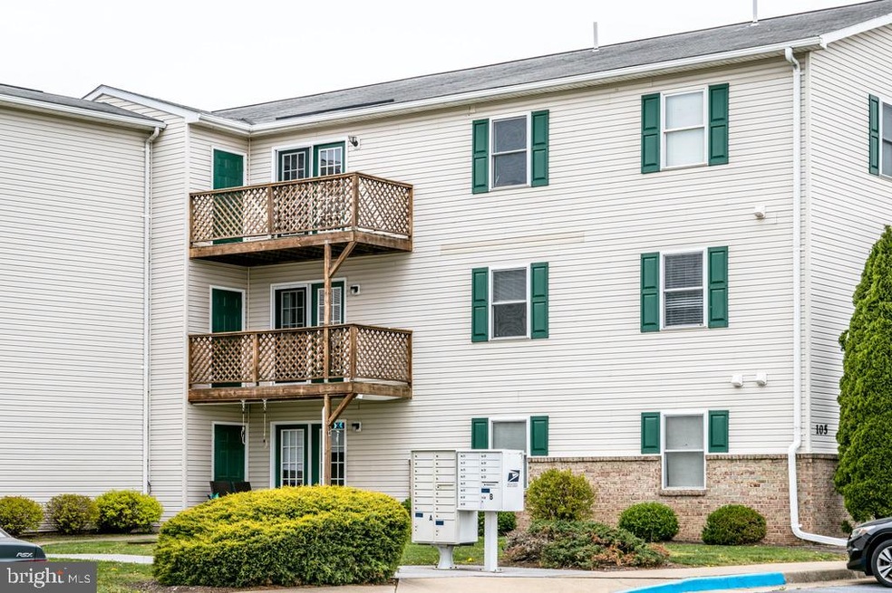 105 D-8 Hailey Ln, Strasburg, VA 22657 - photo 1