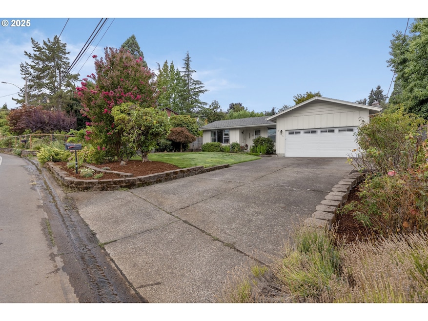 1910 Hawkins Ln, Eugene, OR 97405 - photo 1