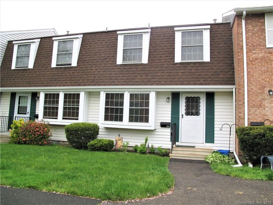 182 Penn Common unit 182, Milford, CT 06460 - photo 1