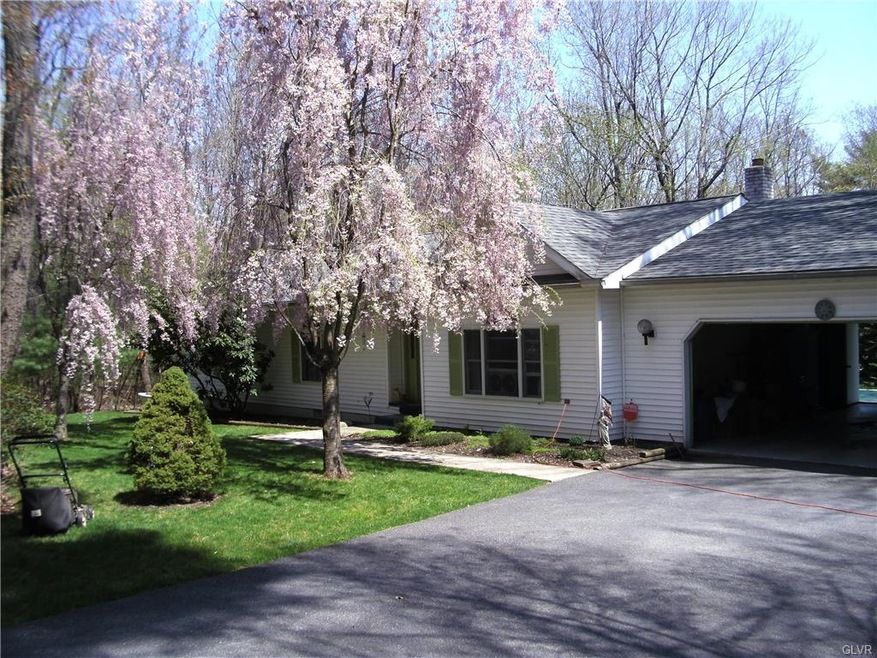 252 Butternut St, Eldred Township, PA 18058 - photo 1