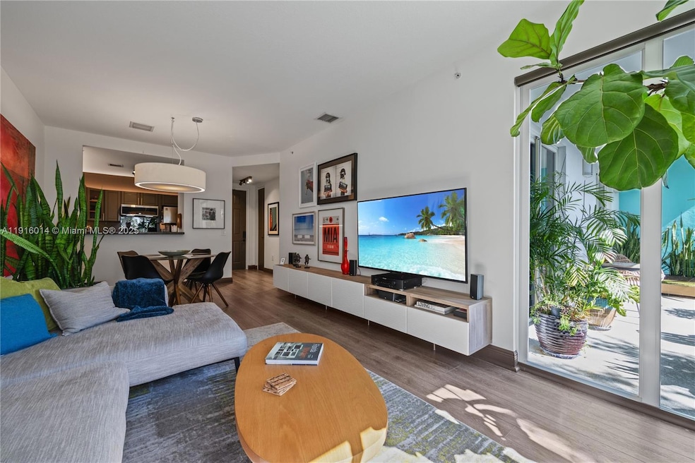 652 NE 63rd St unit 403, Miami, FL 33138 - photo 1