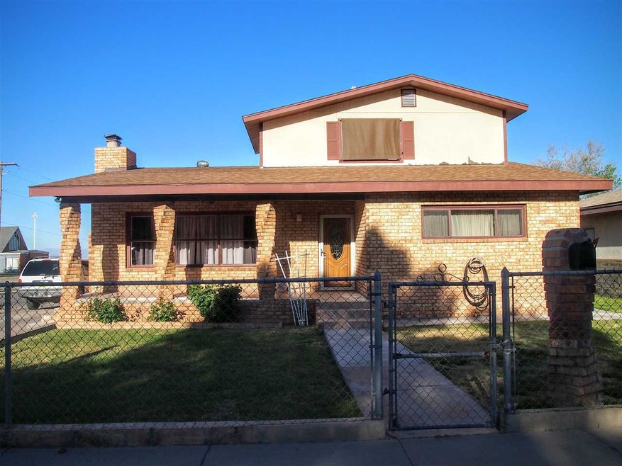 2301 Cornell Ave, Alamogordo, NM 88310 - photo 1