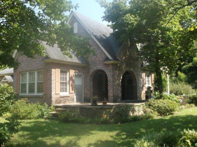 1104 3rd Ave, Kingstree, SC 29556 - photo 1