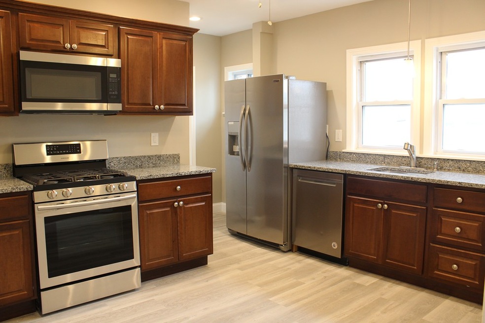 56 Lothrop St unit 56, Newton, MA 02460 - photo 1