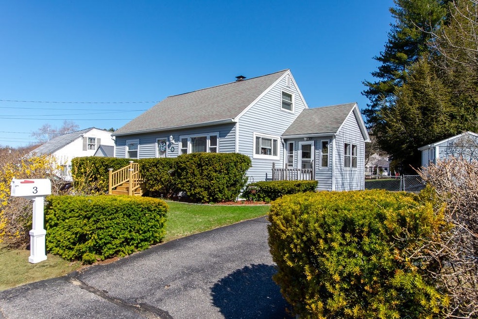 3 Maplewood Ave, Dover, NH 03820 - photo 1