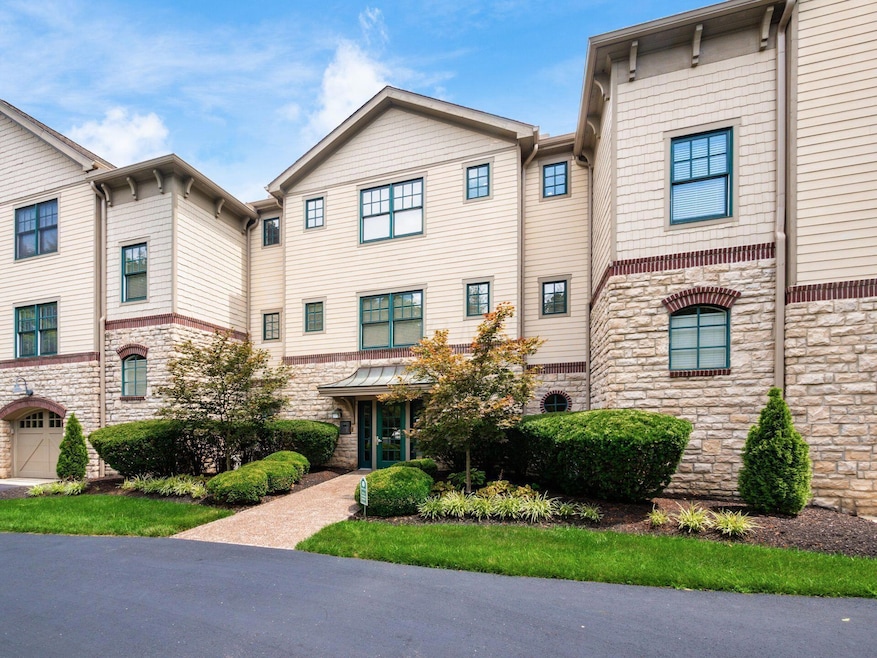 8144 Mount Air Place unit 8144, Columbus, OH 43235 - photo 1