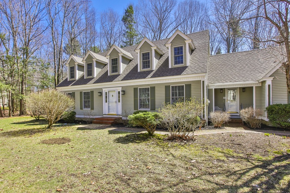 31 Gale Rd, Hampton, NH 03842 - photo 1