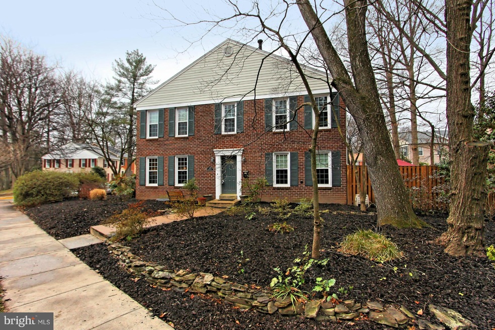 2408 Alsop Ct, Reston, VA 20191 - photo 1