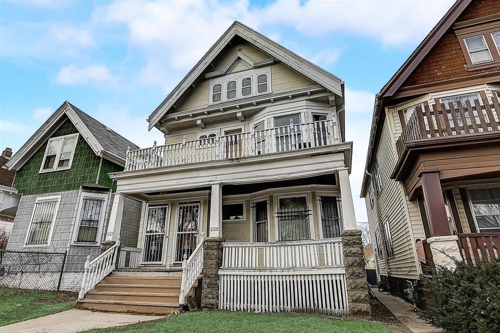Duplex on 25th St