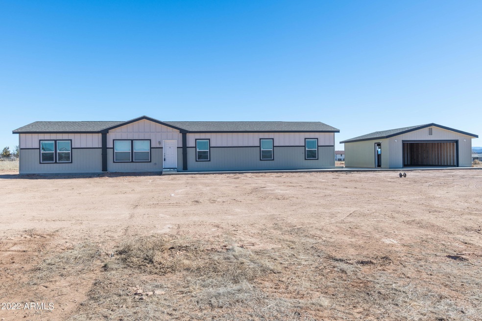 25141 N Mitchell Ln, Paulden, AZ 86334 - photo 1