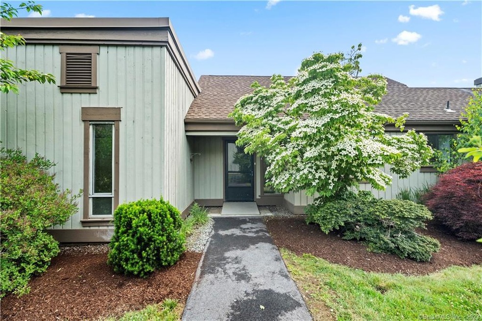 47 Heritage Village unit A, Southbury, CT 06488 - photo 1