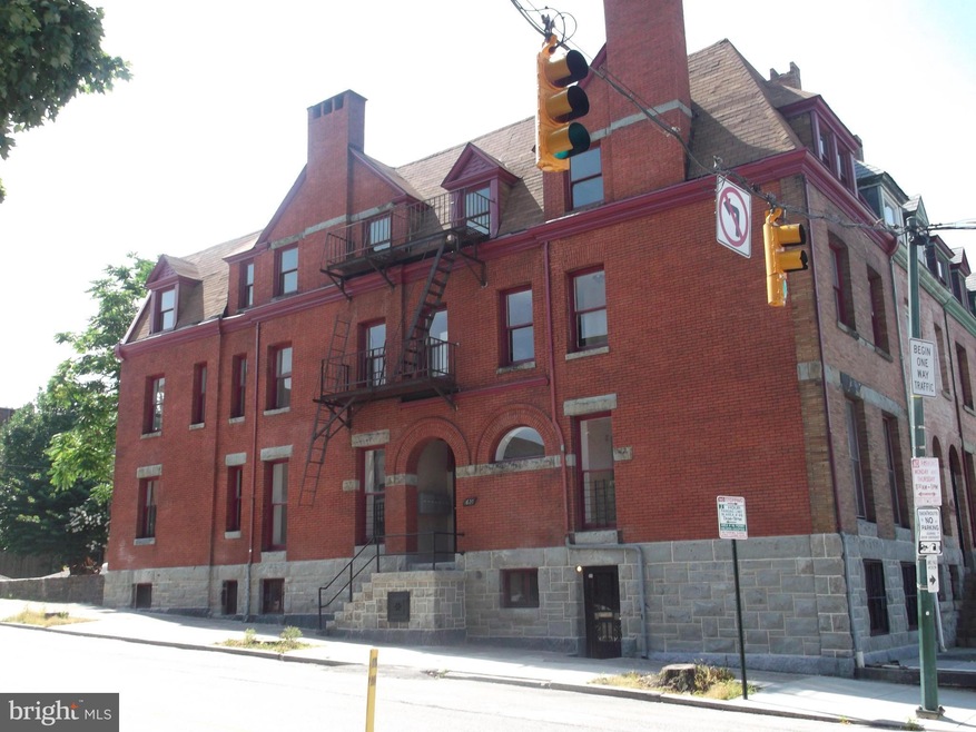 1629 Saint Paul St unit 3, Baltimore, MD 21202 - photo 1