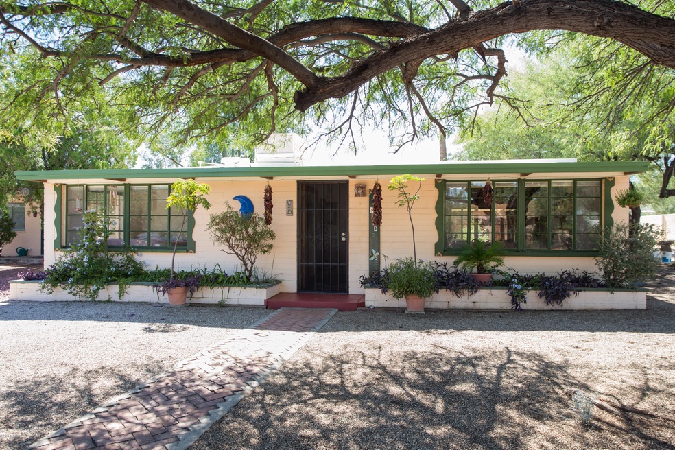 4244 E. Texas Circle