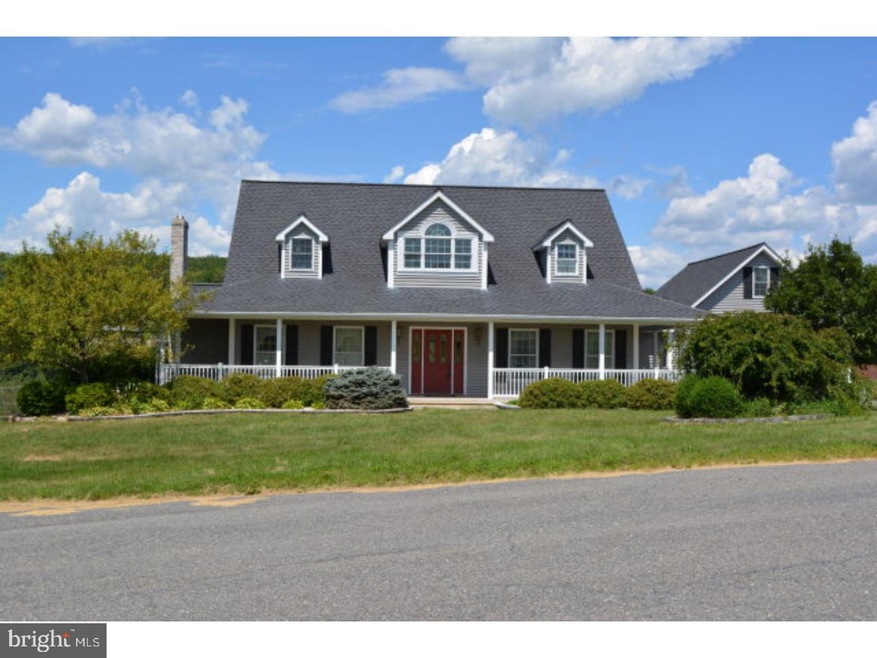 12 Midland Ct, New Ringgold, PA 17960 - photo 1