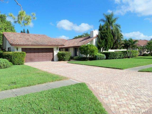 Picturesque Home With Paver Drive