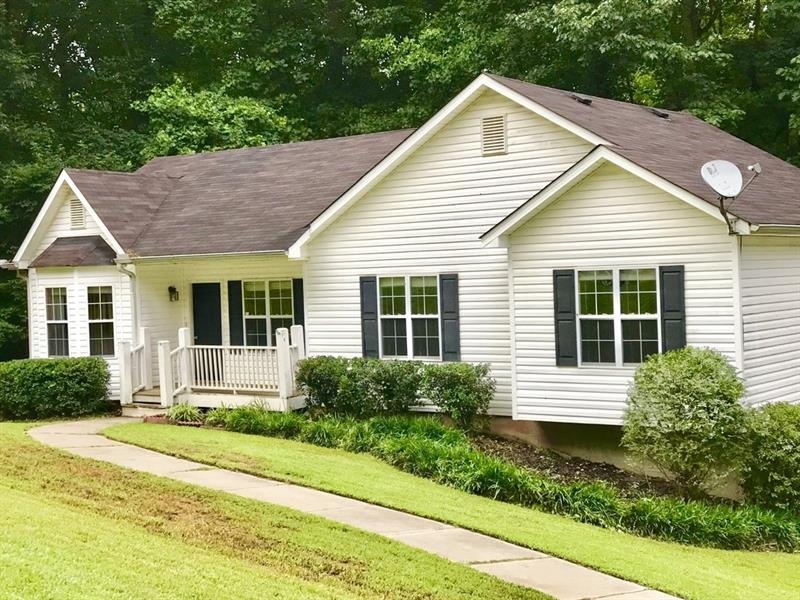 195 Lost Lake Trail, Villa Rica, GA 30180 - photo 1