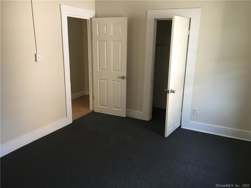 28 Oak St unit 2, New Britain, CT 06051 - photo 1