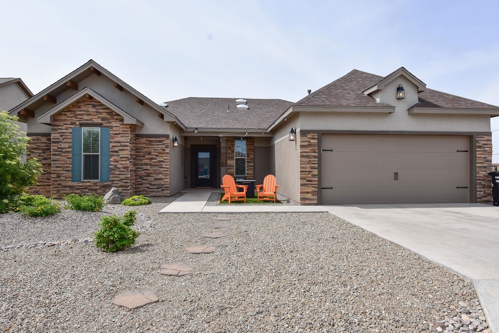 836 Copper Ridge, Alamogordo, NM 88310 - photo 1