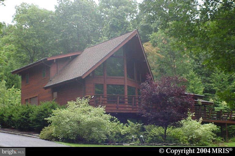 141 Boiling Springs Ct, Gerrardstown, WV 25420 - photo 1