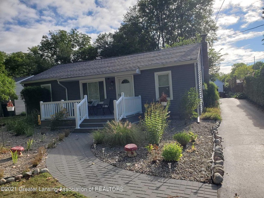 6433 Sommerset Rd, Lansing, MI 48911 - photo 1