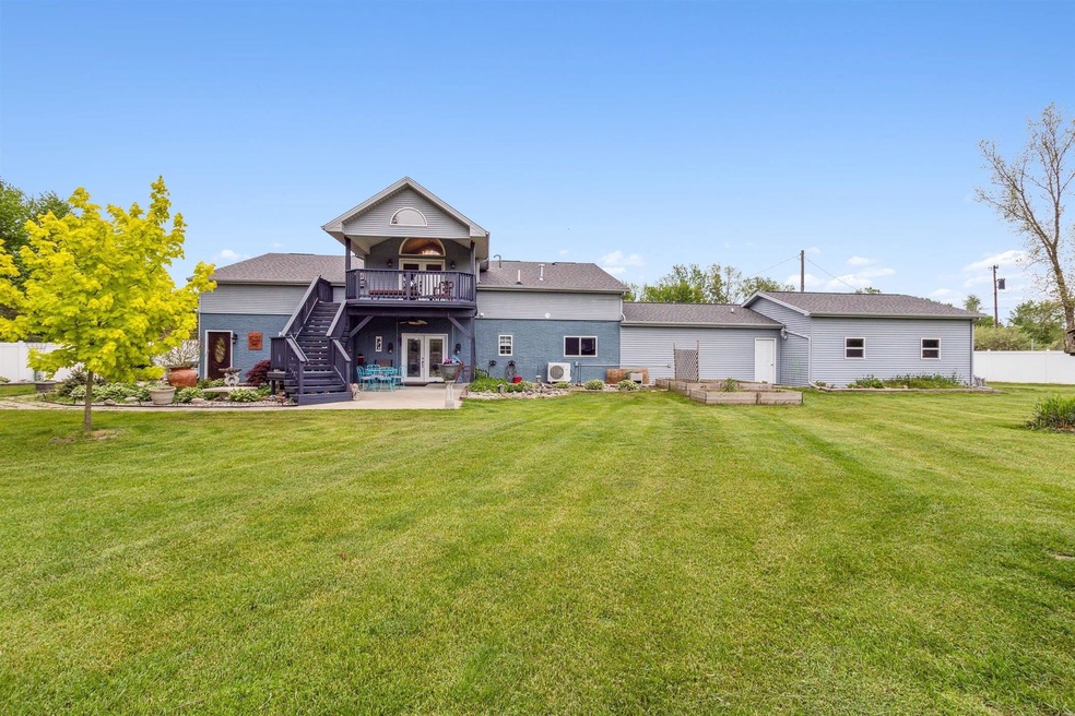 7010 Frances Rd, Flushing, MI 48433 - photo 1