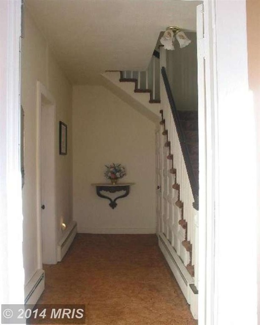 126 W Edmondson St, Culpeper, VA 22701 - photo 1