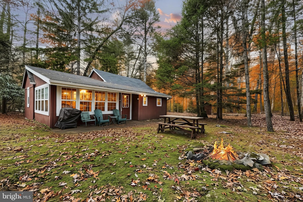 460 Rocky Mountain Rd, Fayetteville, PA 17222 - photo 1