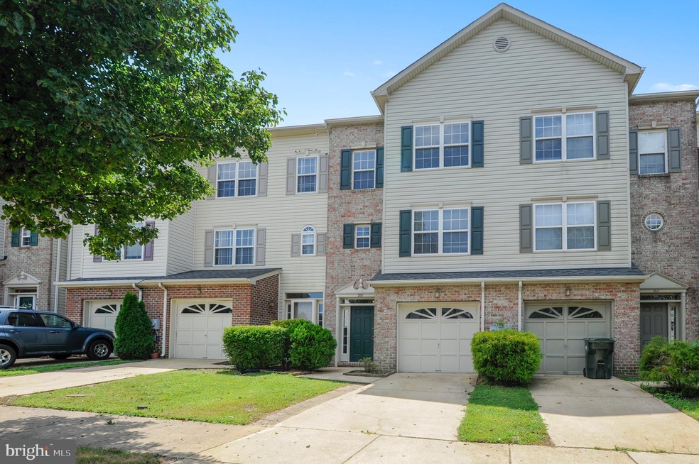 258 Cambridge Place, Prince Frederick, MD 20678 - photo 1