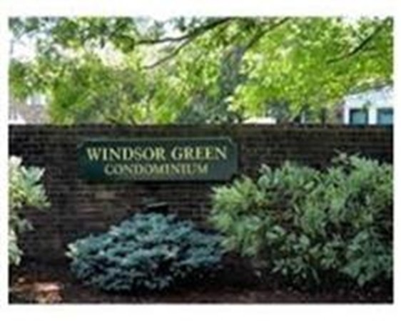 914 Edgell Rd, Framingham, MA 01701 - photo 1