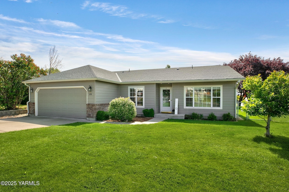 215 S 82nd Ave