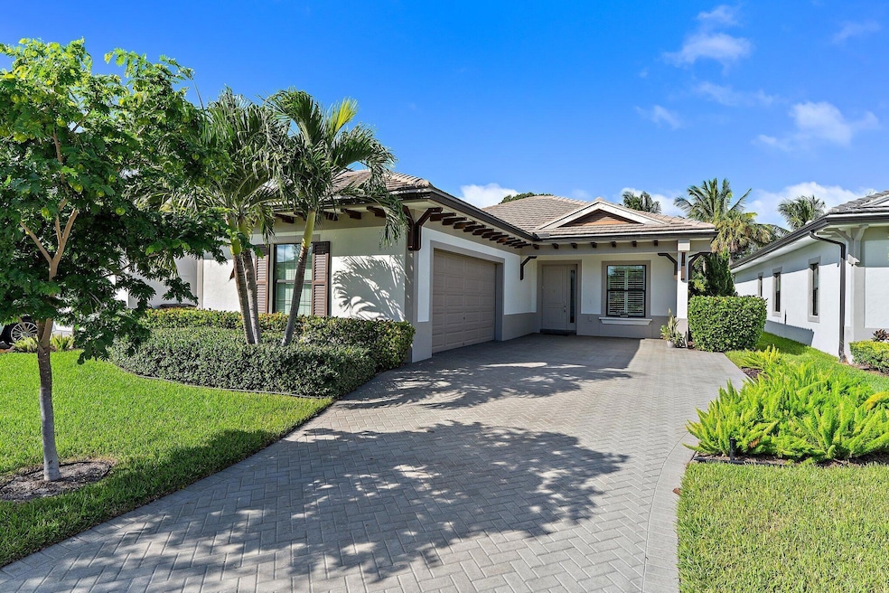 2908 Gin Berry Way, West Palm Beach, FL 33401 - photo 1