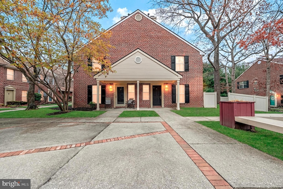 1531 Hamilton Ct, Mays Landing, NJ 08330 - photo 1