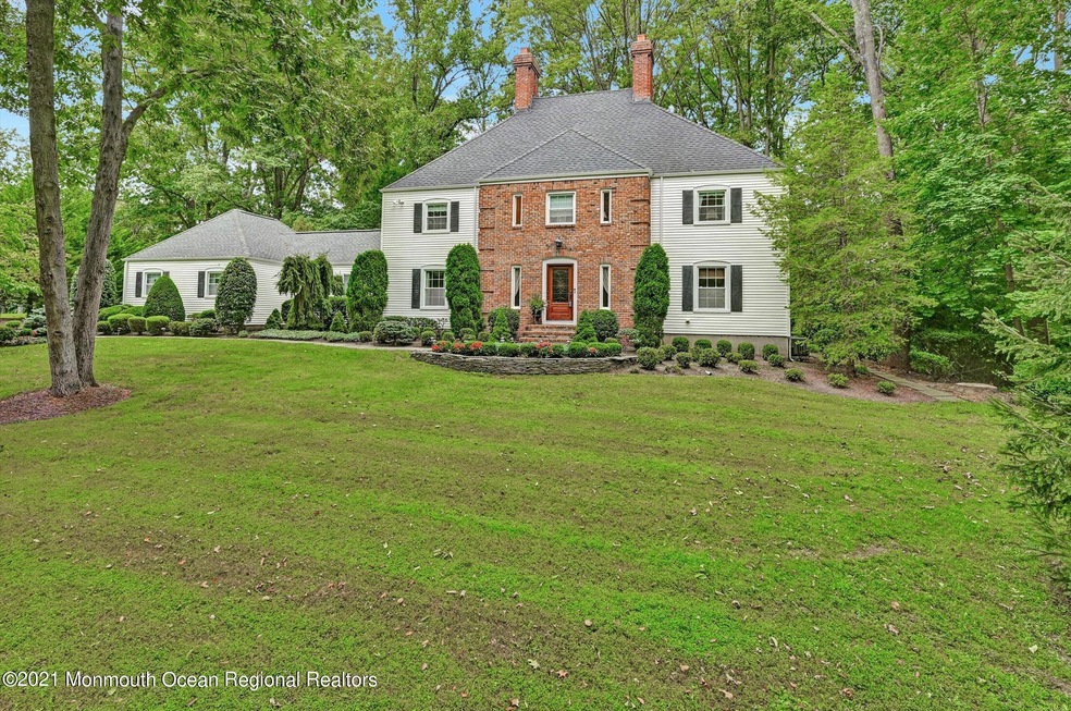 4 Fox Hunt Rd, Holmdel, NJ 07733 - photo 1