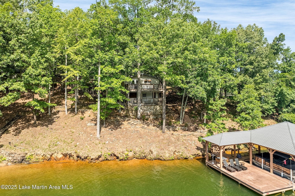 Under Contract $729,000