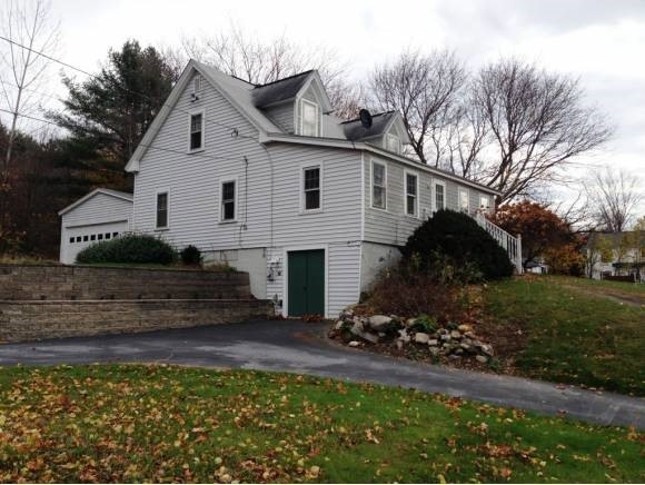 513 Pembroke St, Pembroke, NH 03275 - photo 1