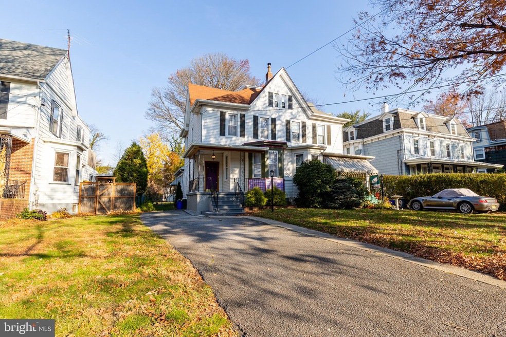 31 W Chestnut Ave, Merchantville, NJ 08109 - photo 1